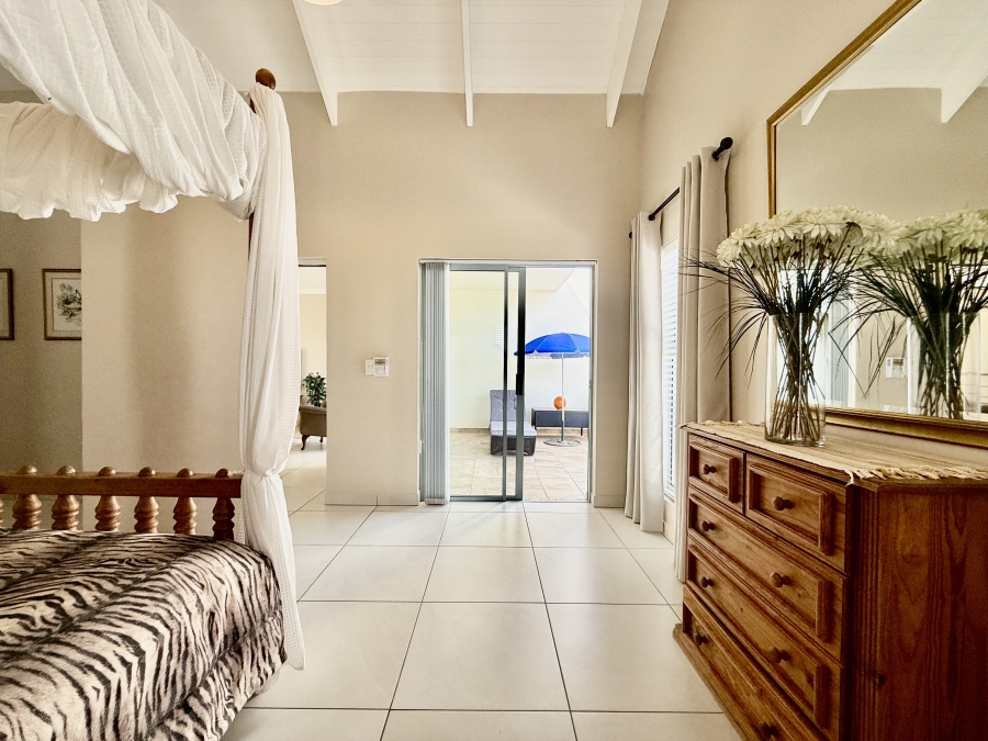 4 Bedroom Property for Sale in Blue Lagoon Western Cape